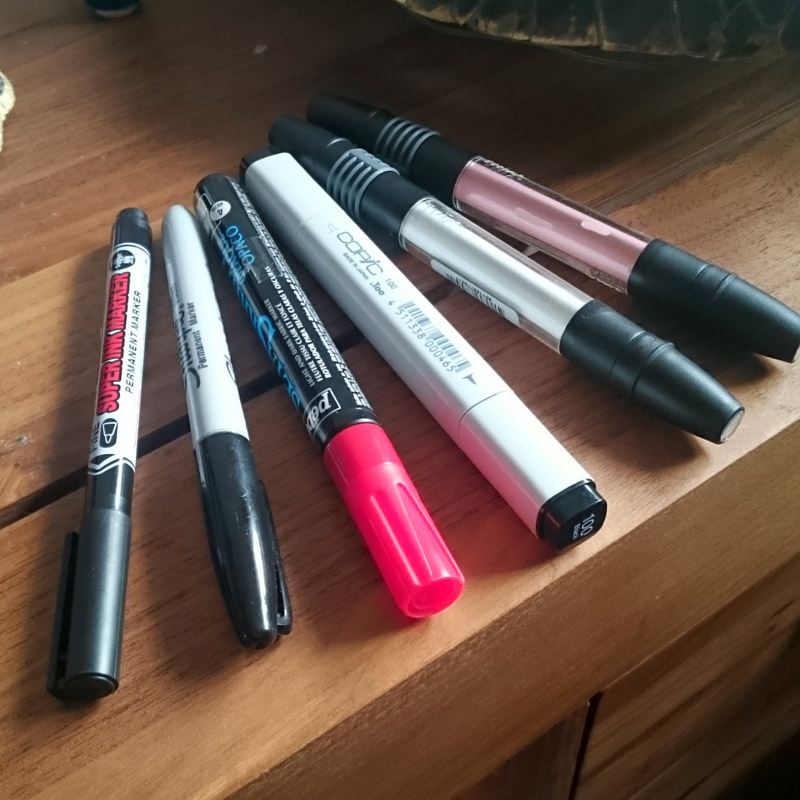Various markers for fabric